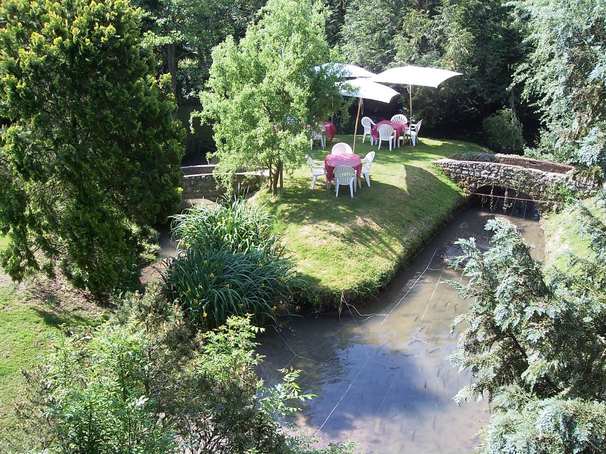Bed and Breakfast Le Moulin De Saussaye Crouzilles Zewnętrze zdjęcie